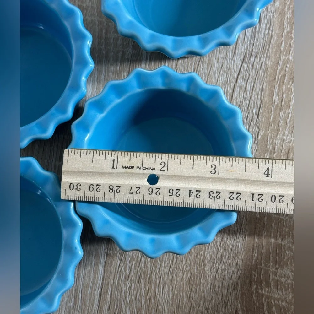 4 Chantal Scalloped Baking Dish Blue Bake Freeze Stonewear 1/2 Cup